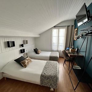 Habitación Estándar con 2 Camas Individuales